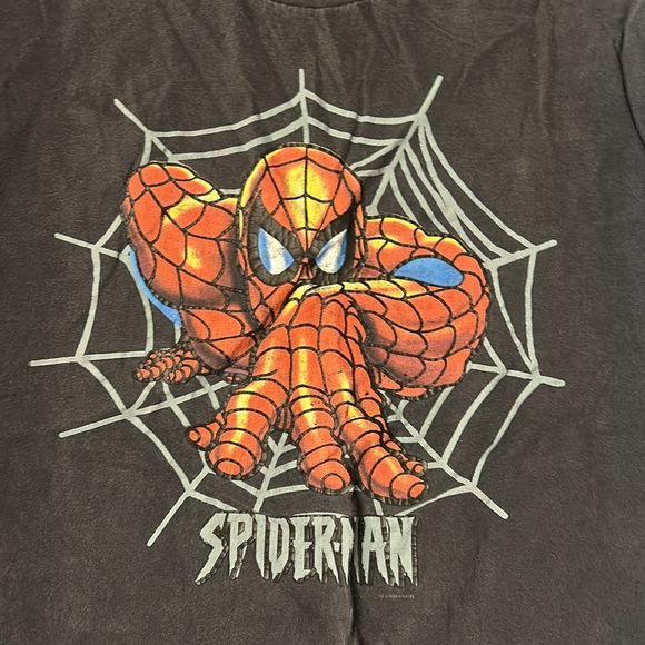 Men’s large vintage spider man shirt - Picture 2 of 4